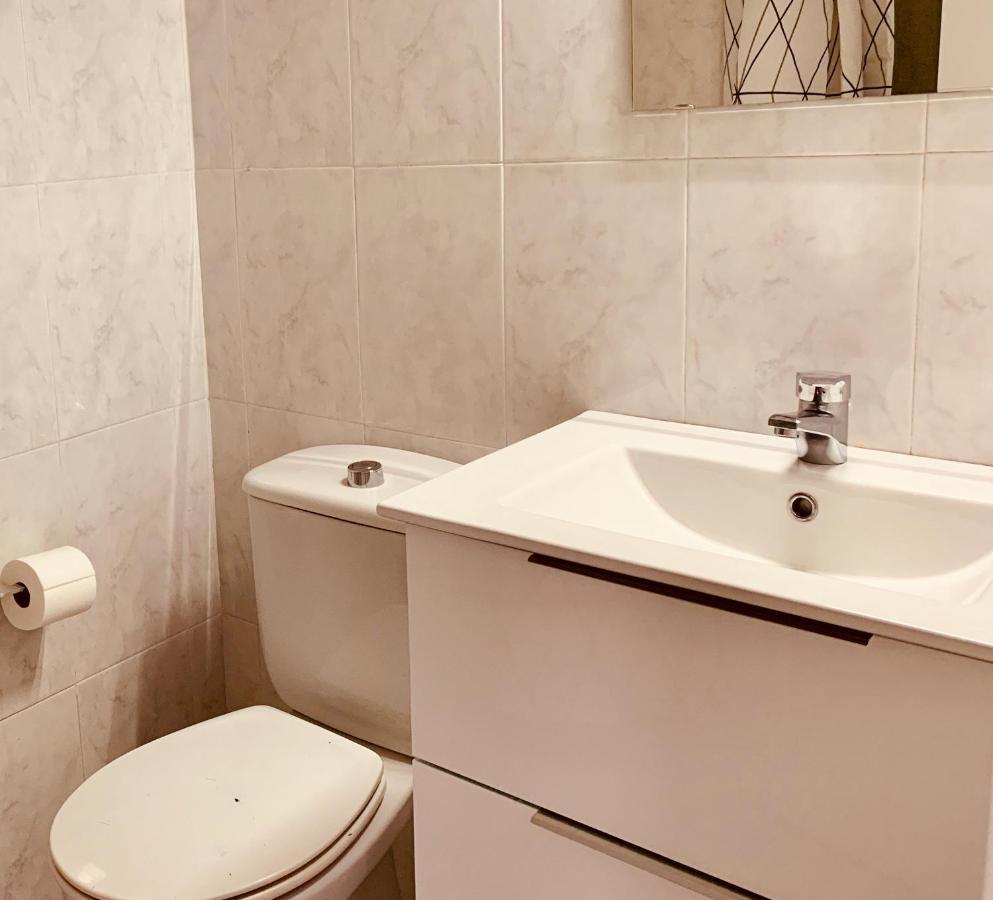 A&F Comfort Modern House Vecindario  Esterno foto